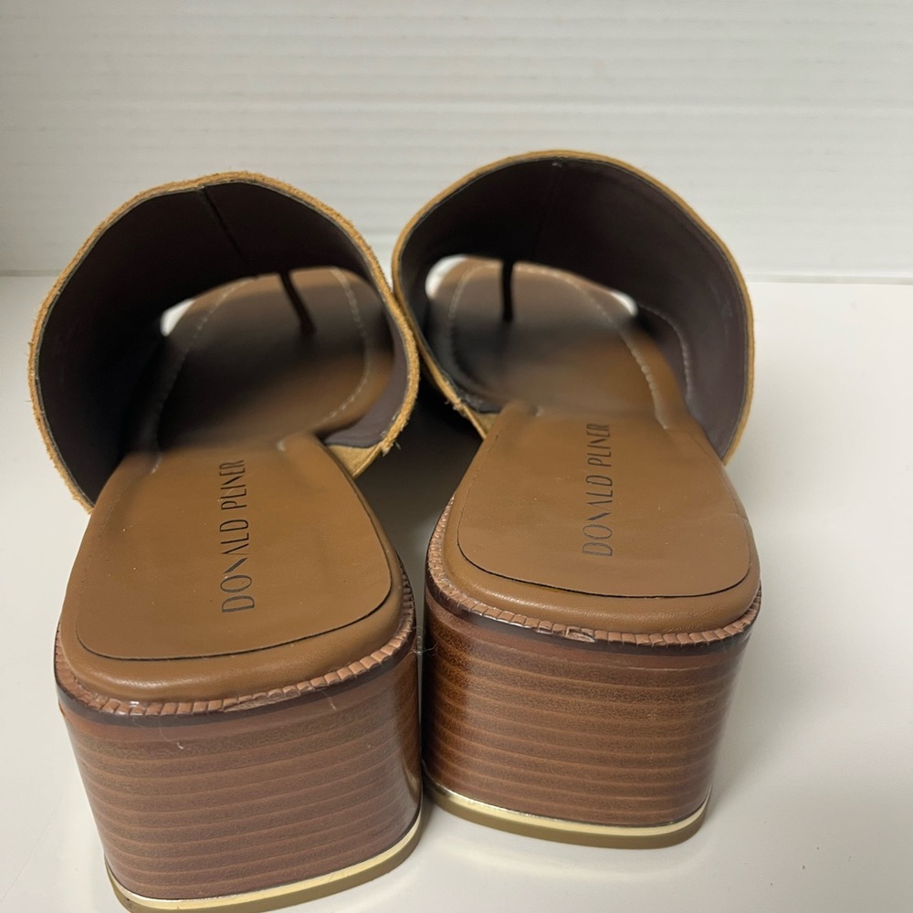 Donald J. Pliner Haze Saddle Calf Tan Suede Mule Chunky Heel Size 8 - Picture 3 of 6